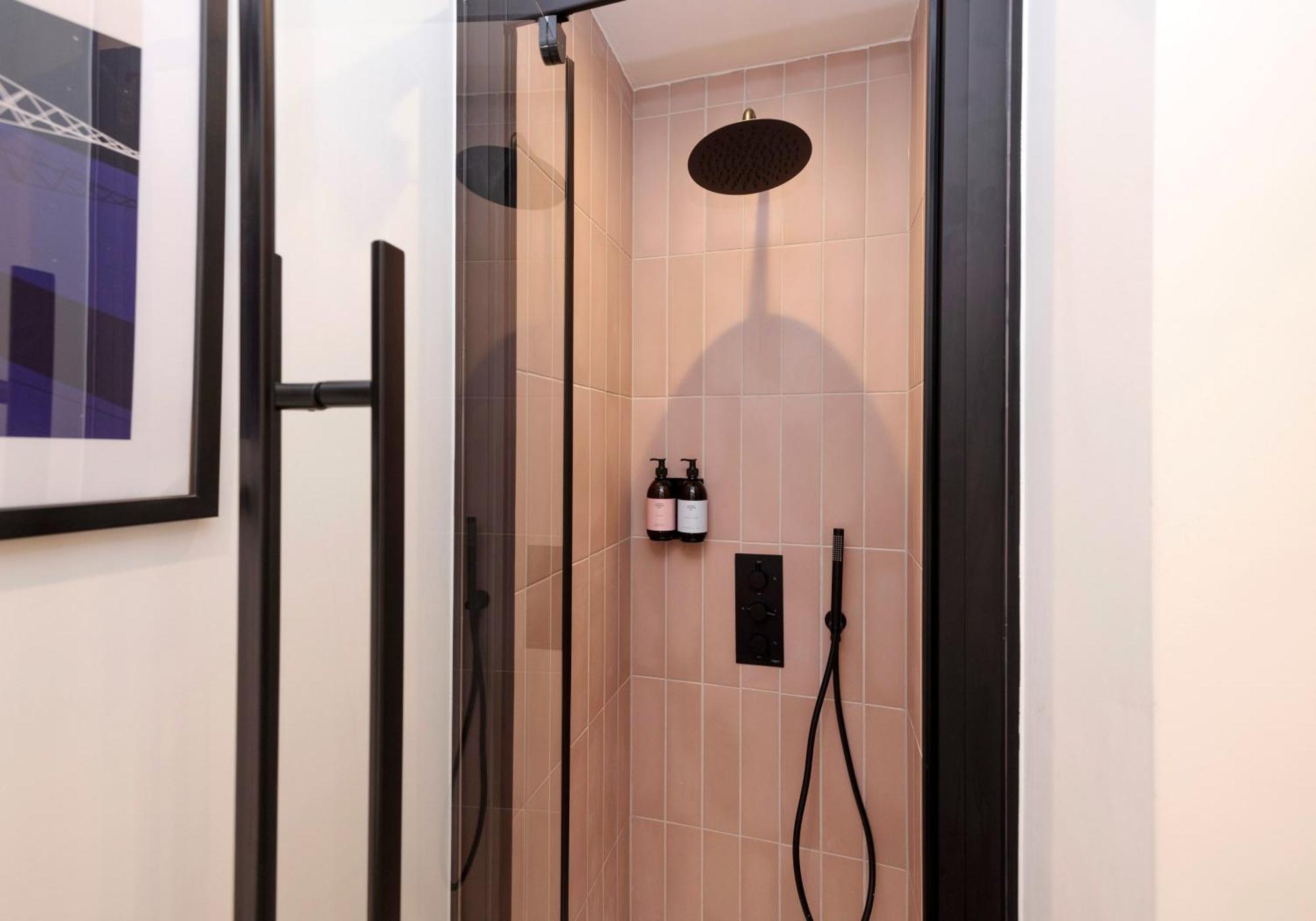 Charming Studios Near Holyrood Park & Calton Hill EDI Rom bilde